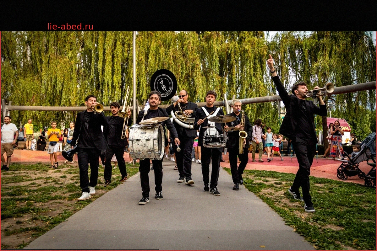 Guida ai festival culturali in Italia di fine giugno 2026: Estate Reale, Emilia Romagna Festival, Taobuk, BAM, Monfortinjazz, Locus